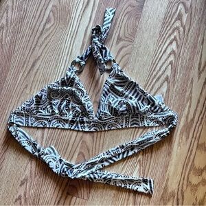 Skye Black & White Cool Design Bikini Top Size Large Mixed Media Print